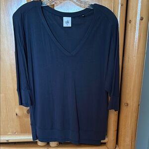 Cabi women’s  Navy V-Neck Top